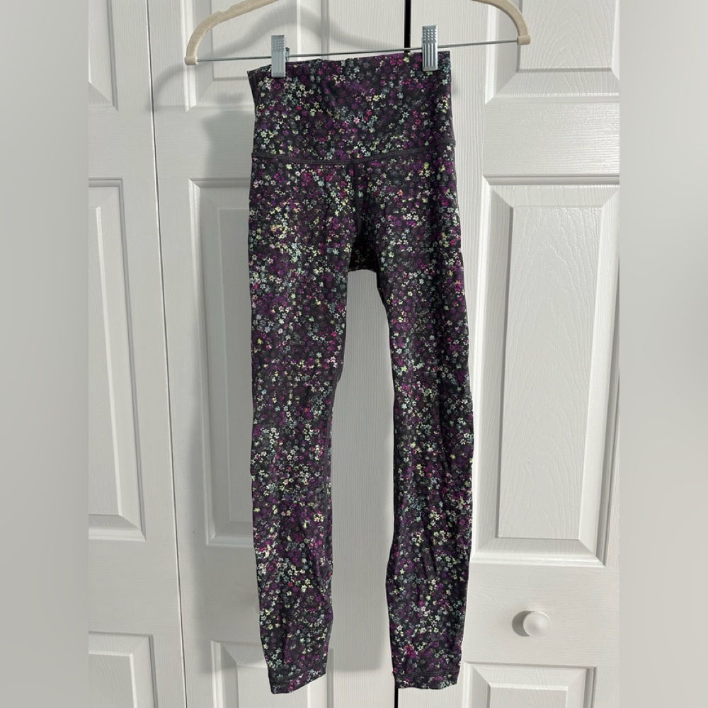 lululemon athletica Floral High-Waist Leggings in Purple and Green
